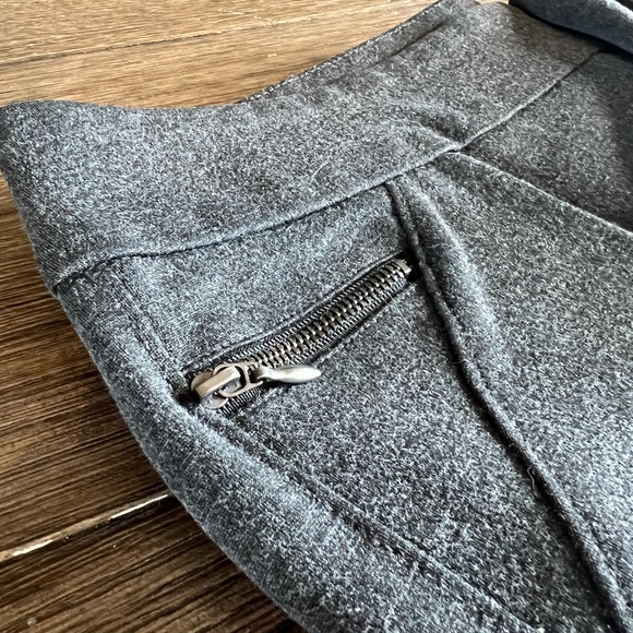 Reitmans size 16  Dress Pants - Legging Style - Picture 2 of 5